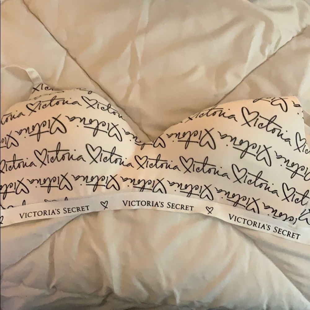 Victoria’s Secret T-shirt Bra